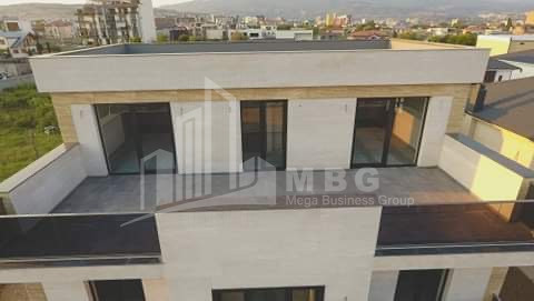 Продается Дом - Вилла, в Дигоми 1