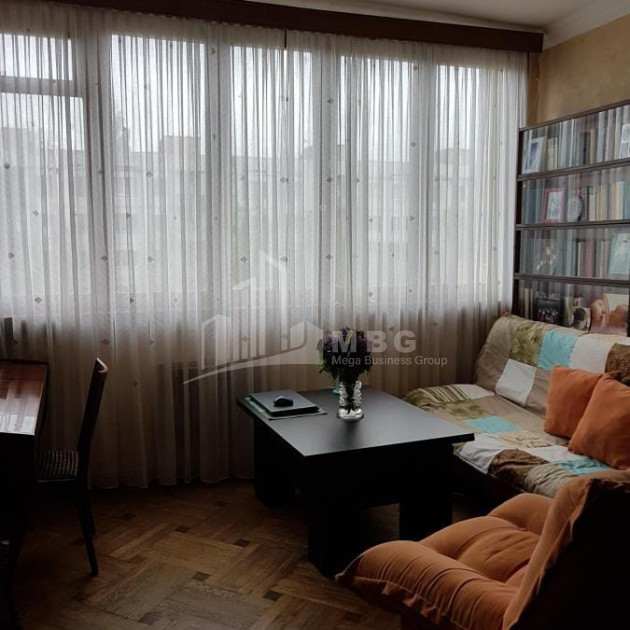 For Sale Flat, in Gldani Massive