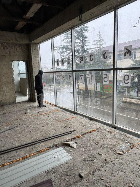 For Rent Building Commercial In Abasha