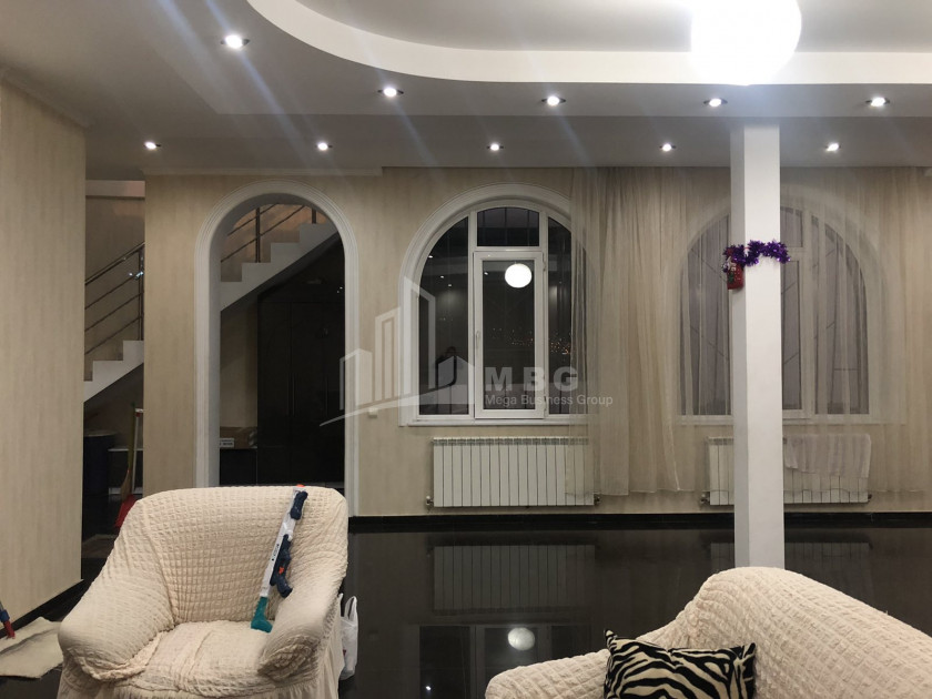 For Rent House - Villa, in Mtatsminda