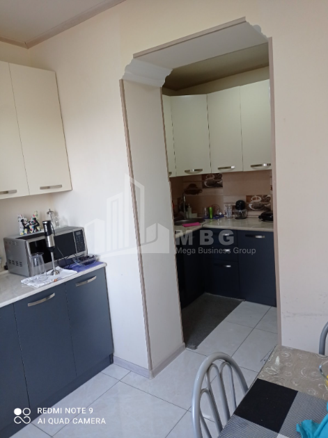 For Sale Flat, in Surrounding area of metro Grmaghele