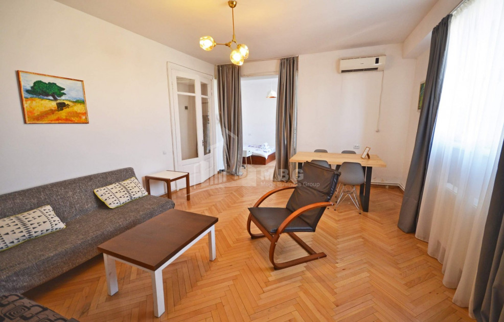 For Sale Flat, in Sololaki