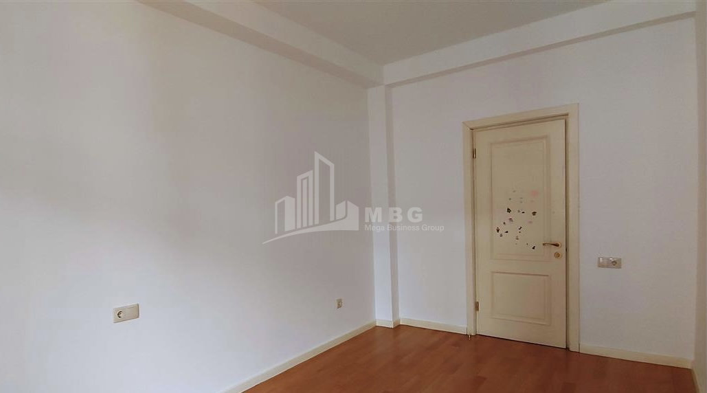 For Sale Flat, in Ortachala