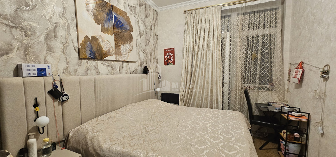 Продается Квартира Улица М. Бурдзгла Сабуртало Сабуртальский Район Тбилиси