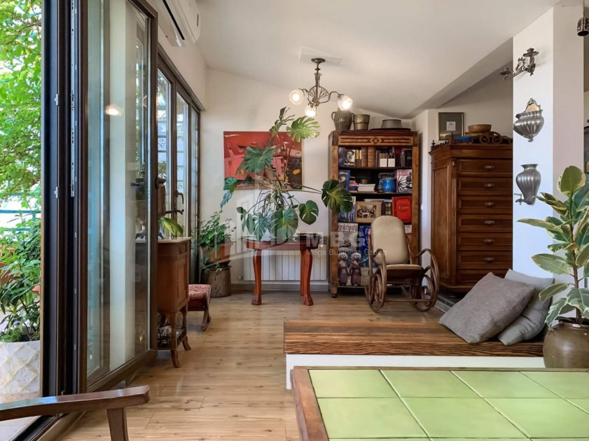 Продается Квартира, в Ваке