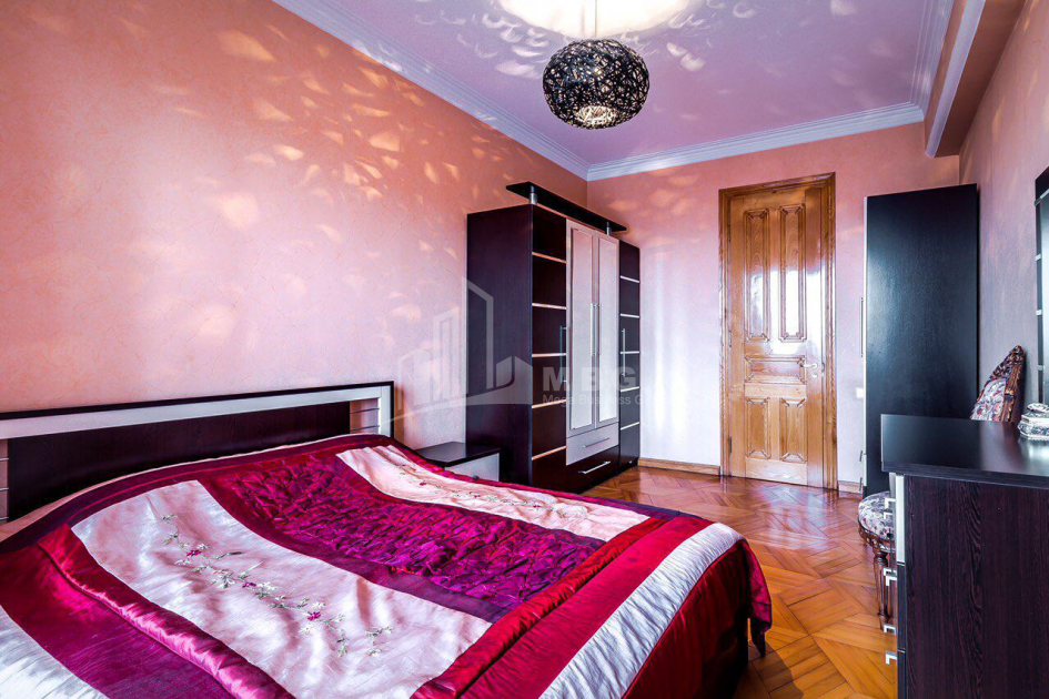 Продается Квартира, в Сабуртало