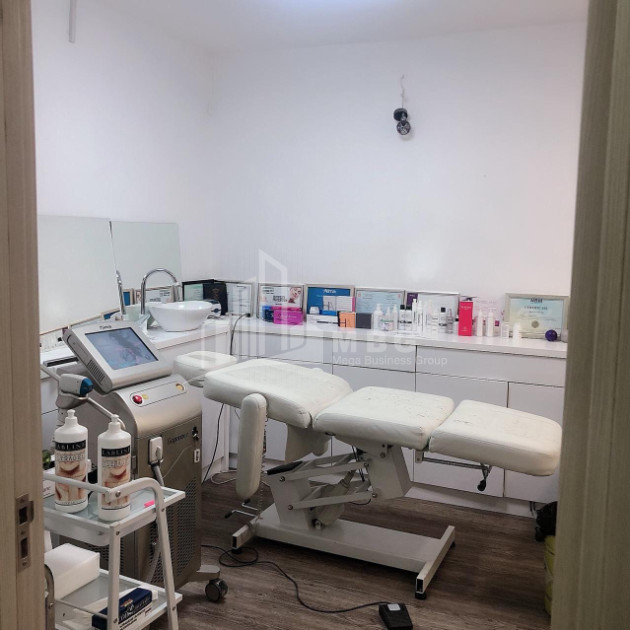 For Sale Витражный фасад Commercial, in Saburtalo