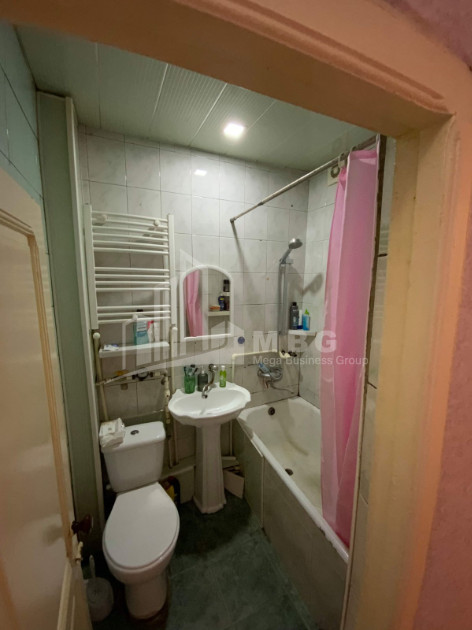 For Sale Flat, in Gldani Massive