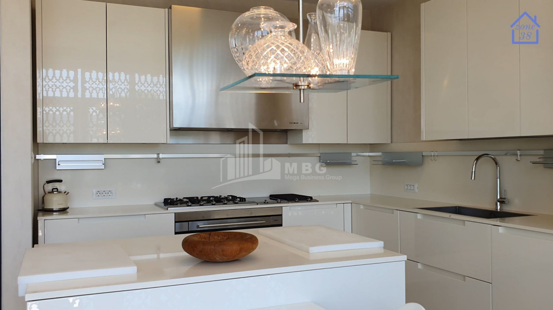 Продается Квартира, в Сололаки