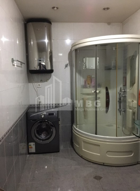 იყიდება ბინა, პლეხანოვი