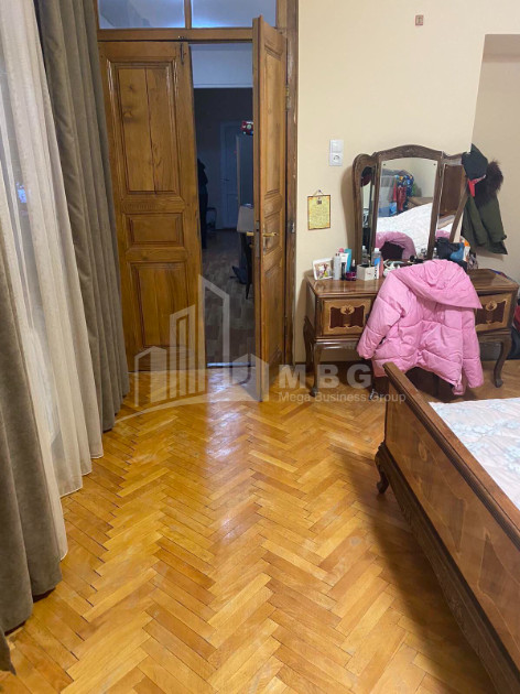 For Sale House - Villa, in Kalaubani