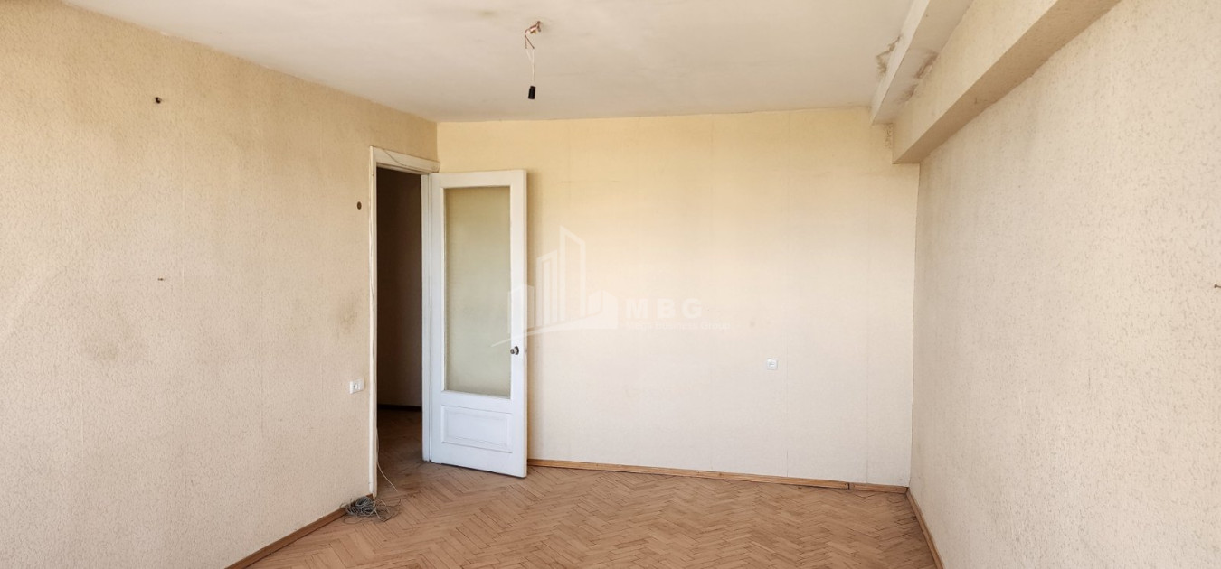 Продается Квартира, в Ваке