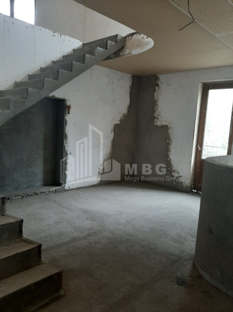 For Sale Flat, in Nadzaladevi