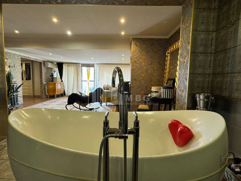 იყიდება ბინა, დიღმის მასივი