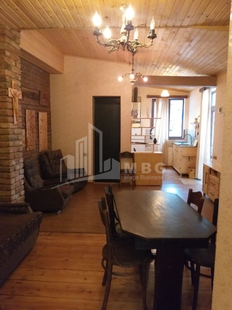 В аренду Квартира, в Мтацминда