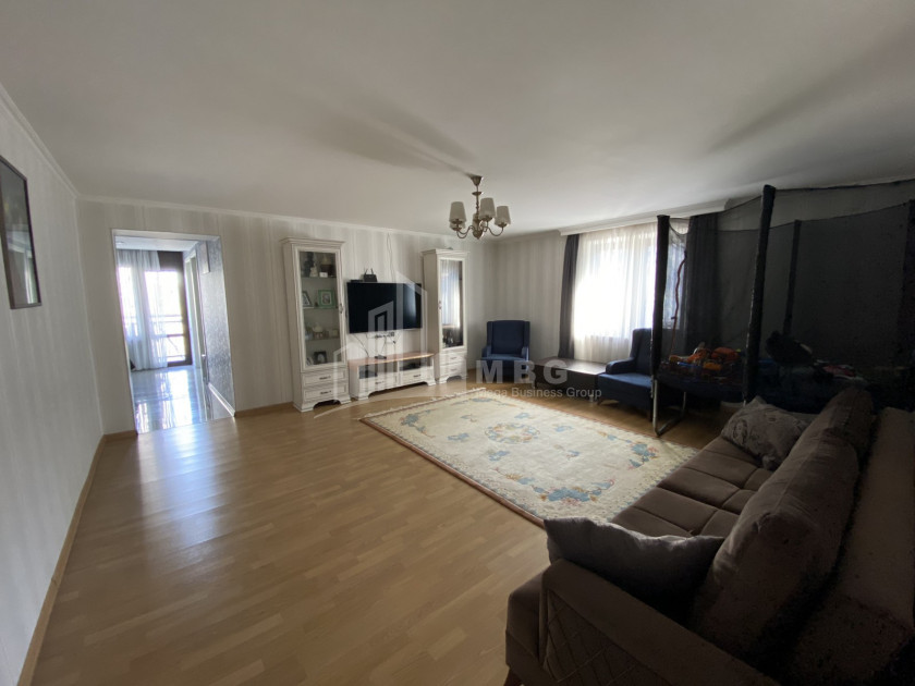 For Sale Flat, in Ortachala