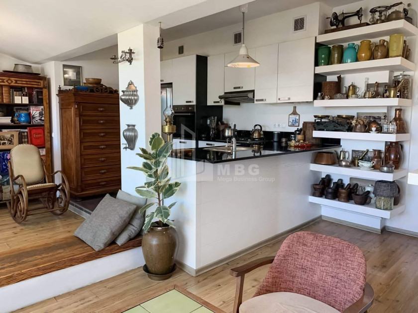 Продается Квартира, в Ваке