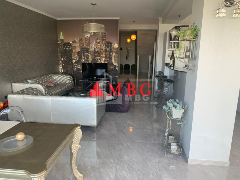 For Sale Flat, in Bagebi