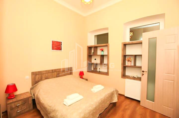 For Sale Flat, in Okros ubani