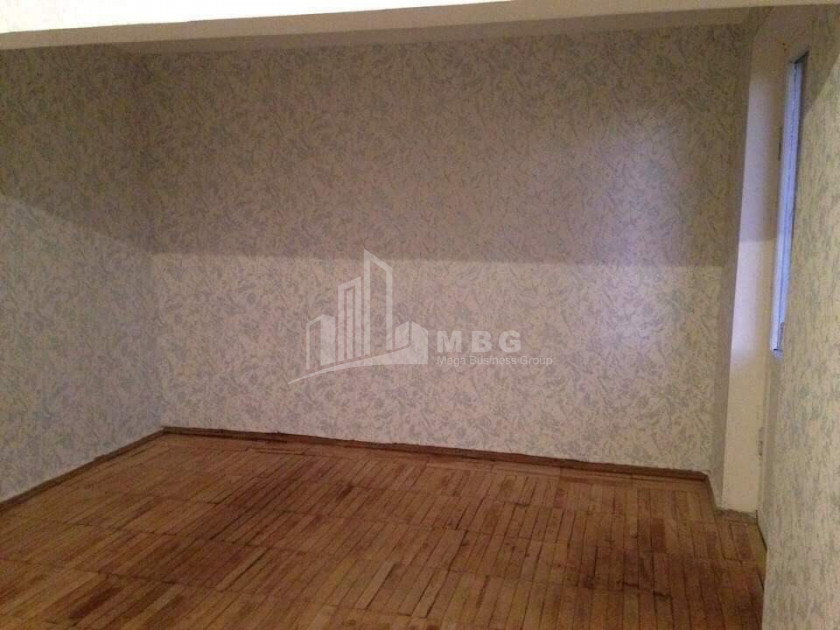 For Sale Flat, in Gldani Massive