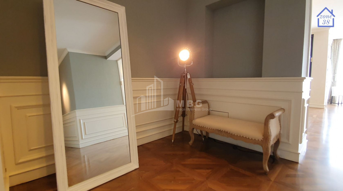 Продается Квартира, в Сололаки