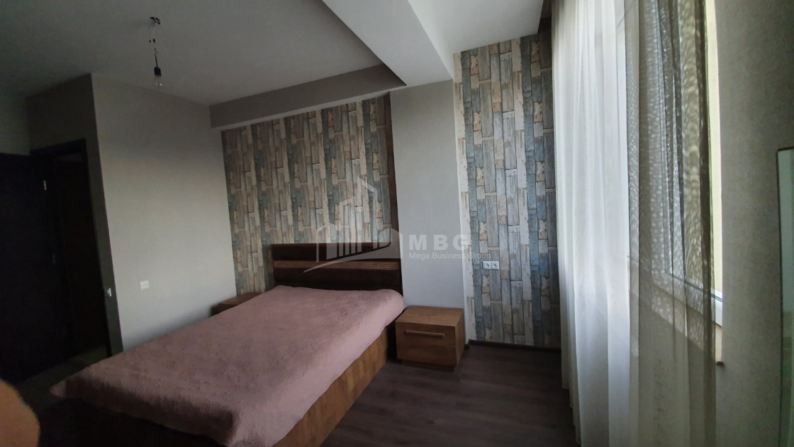 For Sale Flat, in Isani