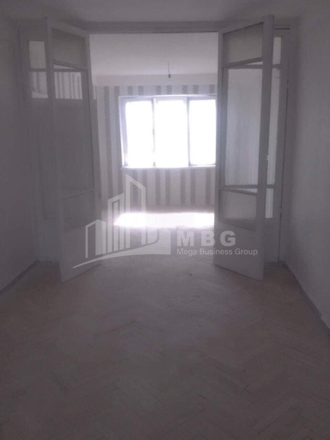 For Sale Flat, in Gldani Massive