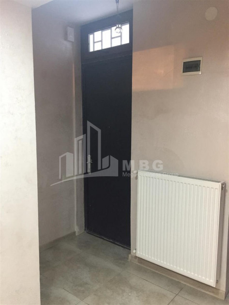 გირავდება ბინა, გარეთუბანი