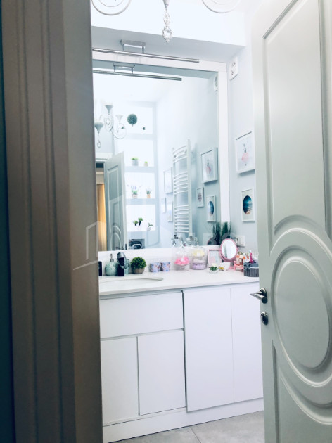 For Sale Flat, in Vake