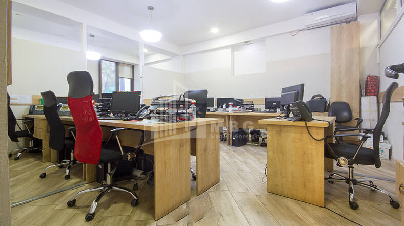 For Rent For office Commercial, in Saburtalo