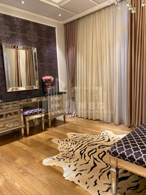 For Sale Flat, in Vake