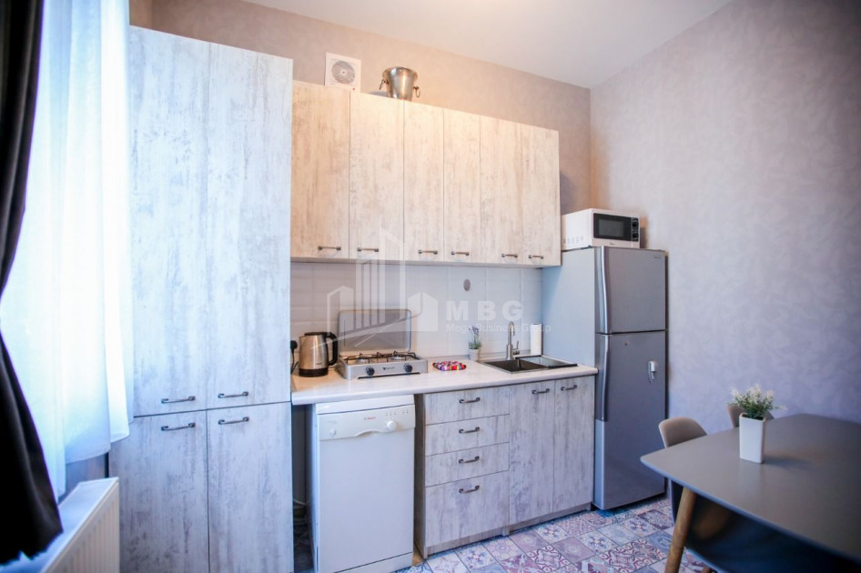 For Sale Flat, in Mtatsminda