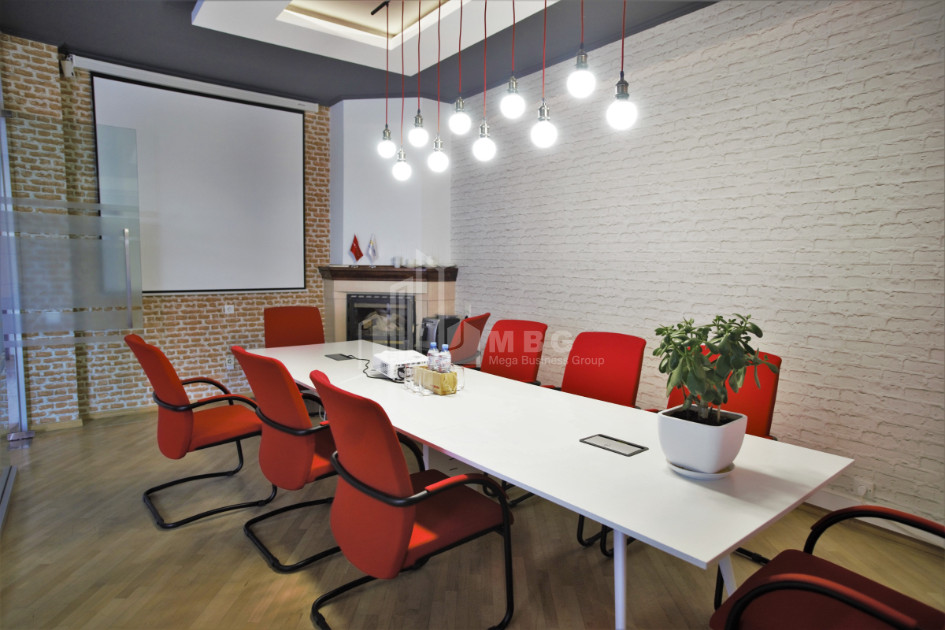 For Rent Building Commercial, in Mtatsminda