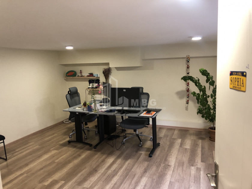 For Rent For office Commercial, in Saburtalo