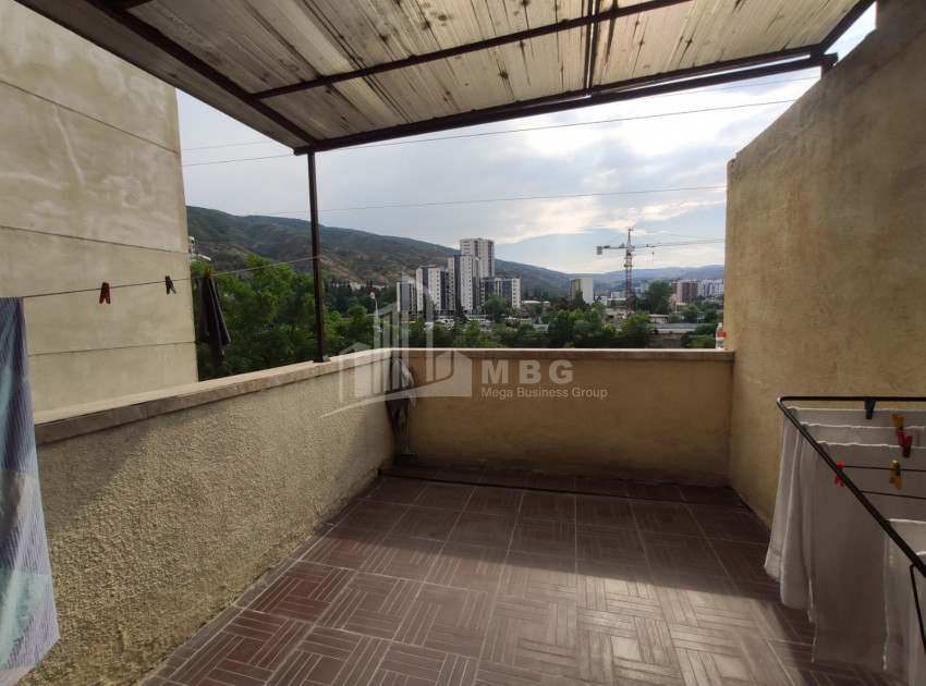 Продается Квартира, в Исани