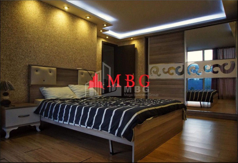 For Sale Flat, in Ortachala