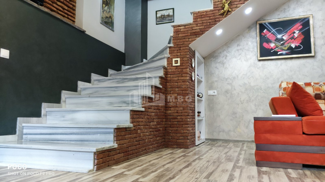 For Rent House - Villa, in Mtatsminda