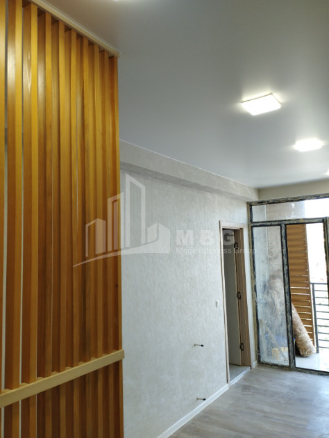 For Sale Flat, in Metromsheni