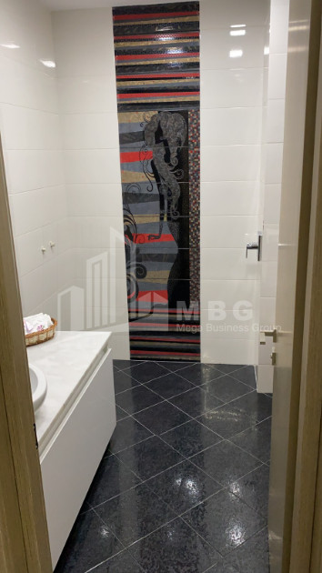 Продается Квартира, в Ваке