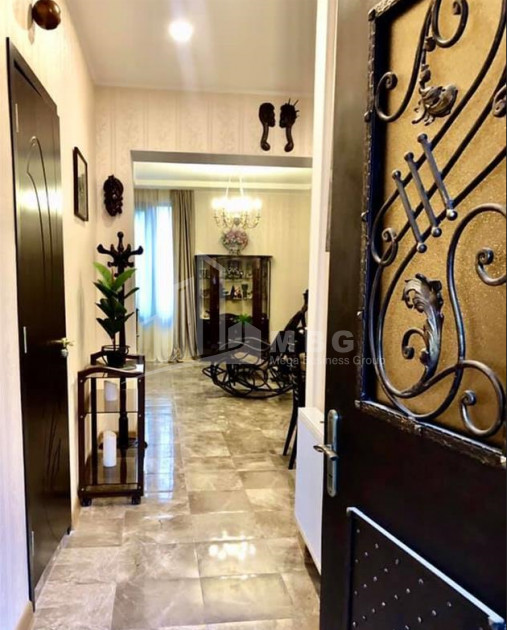 For Rent Flat, in Sololaki