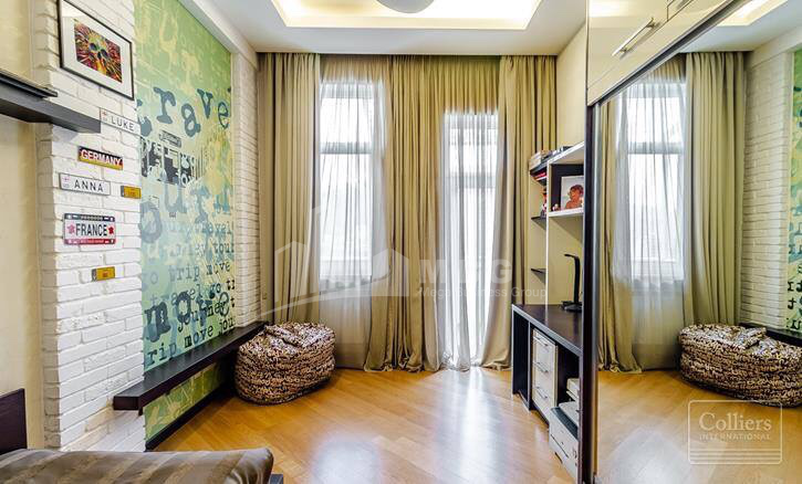 For Sale Flat, in Vake