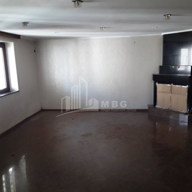 იყიდება ბინა, ბათუმი