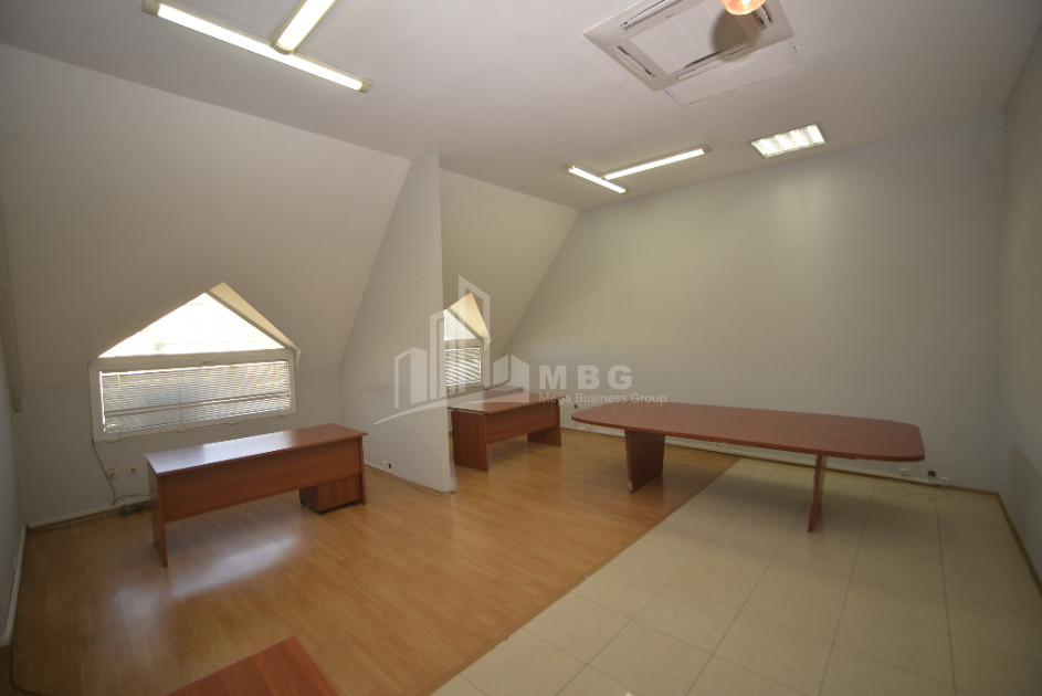 For Rent For office Commercial, in Vera