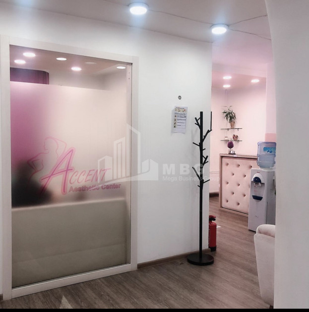 For Sale Витражный фасад Commercial, in Saburtalo