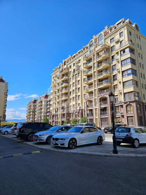 For Sale Flat, in Varketili