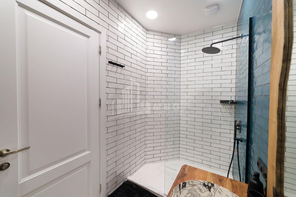 For Sale Flat, in Vake