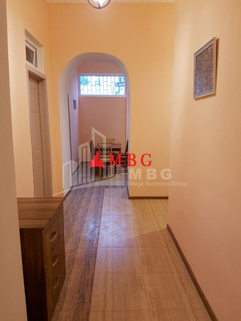 For Sale Flat, in Okros ubani