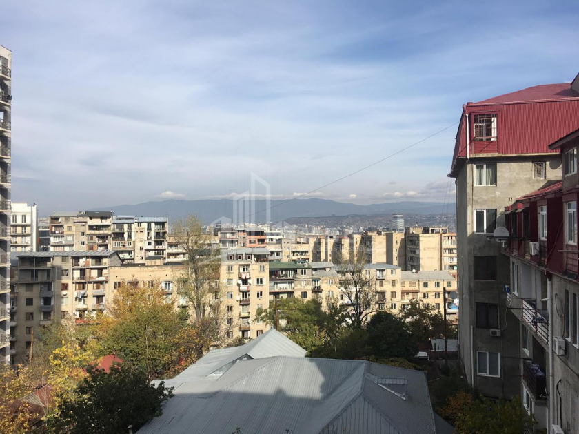 For Sale Flat, in Zemo Vera