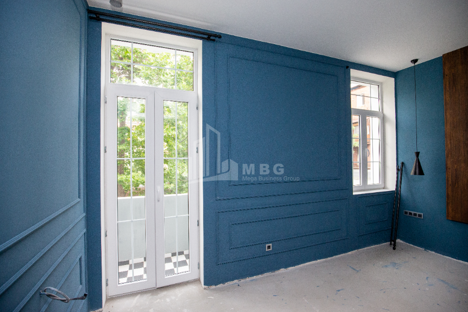 For Sale Hotel - Resort Commercial, in Chugureti District