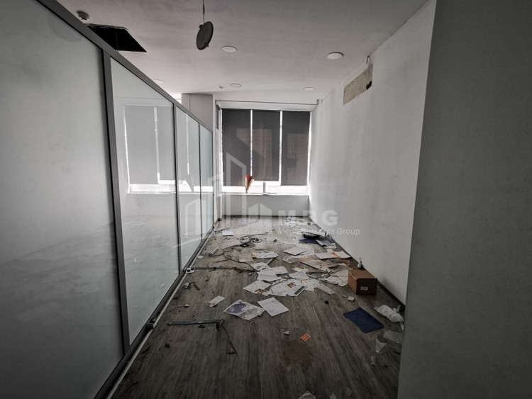 For Sale Витражный фасад Commercial, in Kaspi